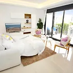 Fantastic With Ac, Pool And Bbq Ferienhaus Rojales